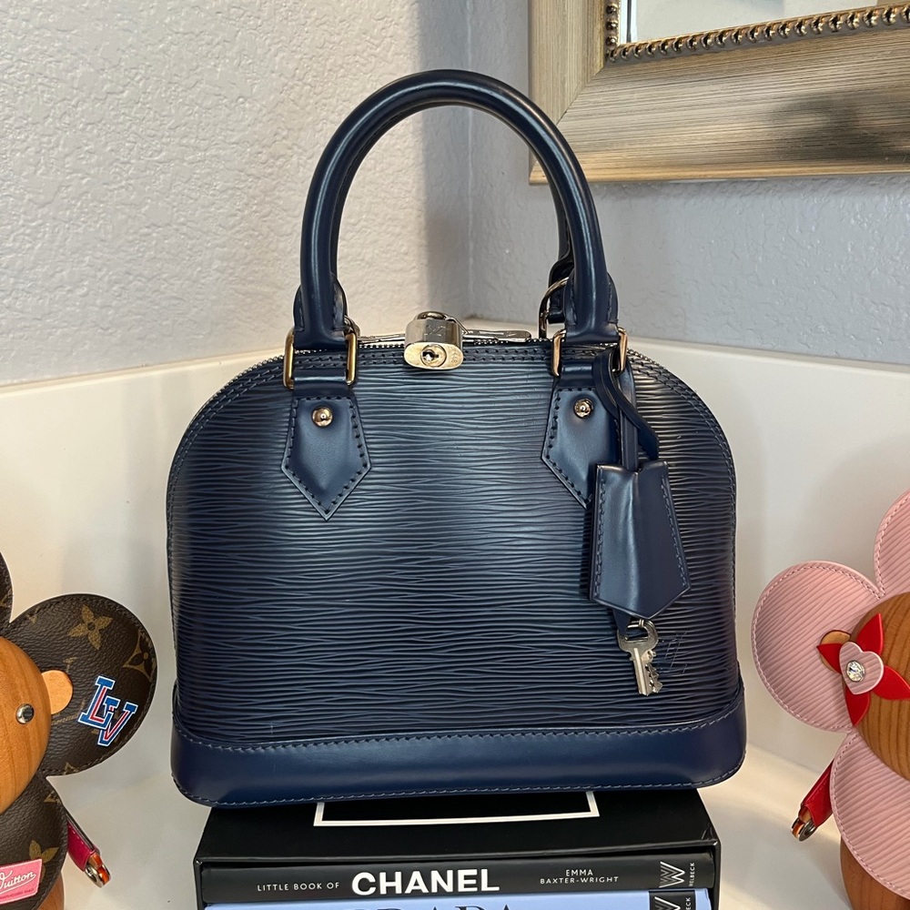 🎀LOUIS VUITTON Indigo Epi Leather Alma BB Bag - Picture 4 of 15
